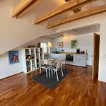 100m Zum See, Traumhafte Dachwohnung Mit Seeblick Διαμέρισμα