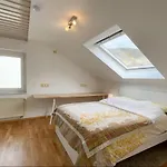 100m Zum See, Traumhafte Dachwohnung Mit Seeblick Διαμέρισμα