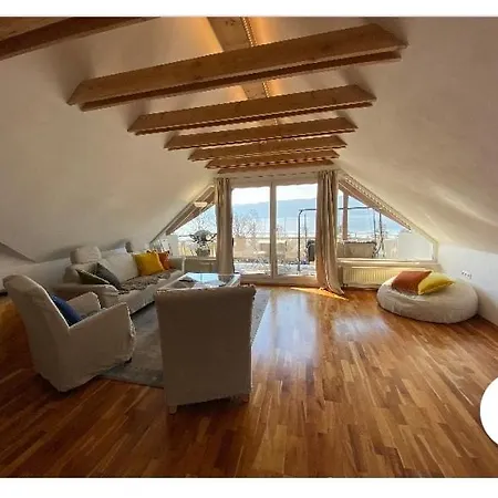 100m Zum See, Traumhafte Dachwohnung Mit Seeblick Апартаменты Зипплинген