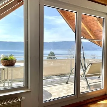 100m Zum See, Traumhafte Dachwohnung Mit Seeblick *