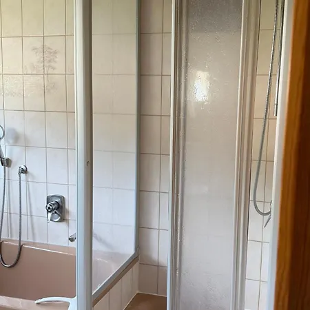 100m Zum See, Traumhafte Dachwohnung Mit Seeblick Апартаменты Зипплинген
